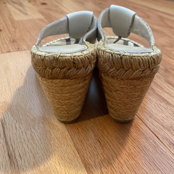 Burberry Calf Leather Thong Sandal Wedge with Box size 37 - Picture 6 of 11